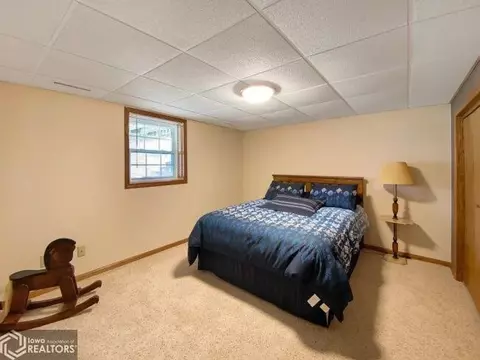 820 4th Ave SE, Hampton, IA 50441 photo 18