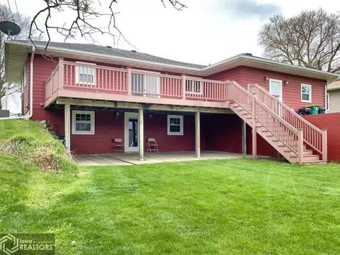 820 4th Ave SE, Hampton, IA 50441 photo 28