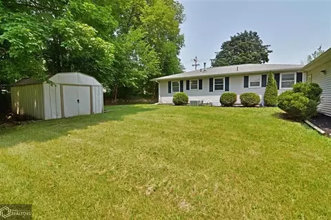 809 9th Ave, Eldora, IA 50627 photo 3