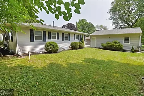 809 9th Ave, Eldora, IA 50627 photo 4