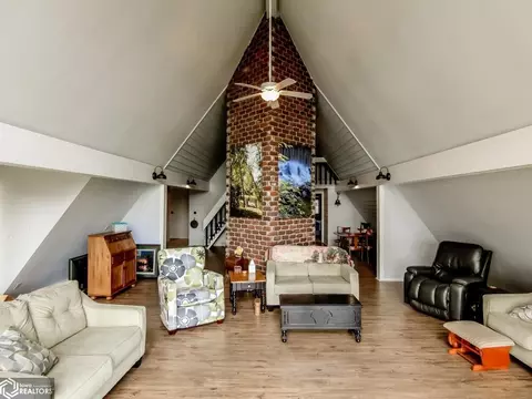 2184 Docks Dr, Garwin, IA 50632 photo 16