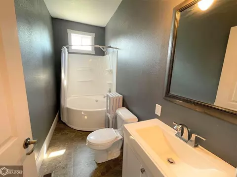 307 E Orchard St, Centerville, IA 52544 photo 20