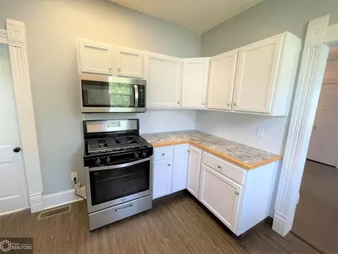307 E Orchard St, Centerville, IA 52544 photo 9