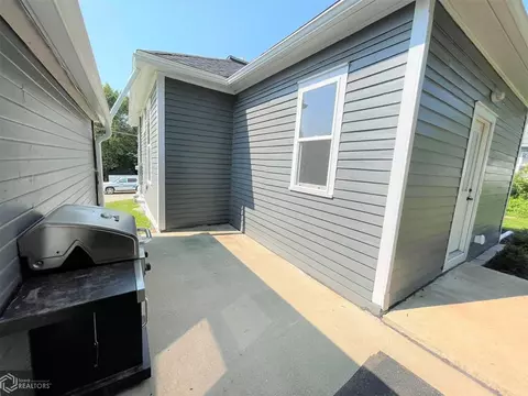 307 E Orchard St, Centerville, IA 52544 photo 6