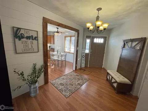 830 Mikels Dr, Centerville, IA 52544 photo 5