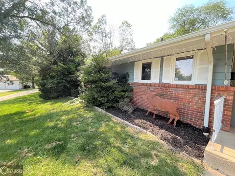 830 Mikels Dr, Centerville, IA 52544 photo 2
