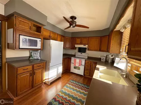 830 Mikels Dr, Centerville, IA 52544 photo 7
