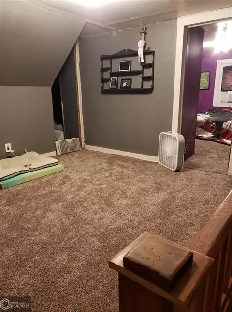 209 E Pleasant, Cincinnati, IA 52549 photo 9