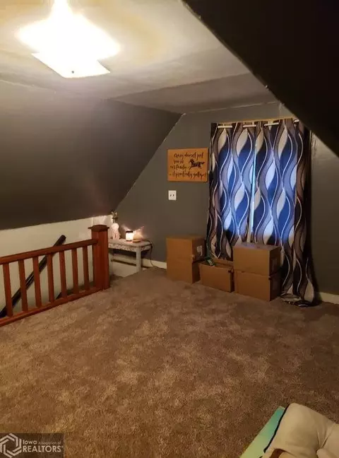 209 E Pleasant, Cincinnati, IA 52549 photo 8