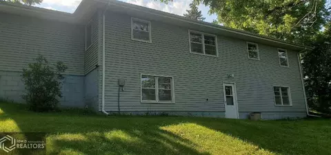 703 Oakview Dr, Coon Rapids, IA 50058 photo 2