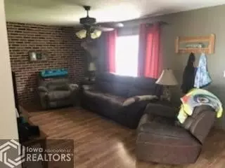1055 1st St, Gladstone, IL 61437 photo 3