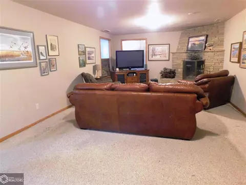 730 E Circle Rd, Denison, IA 51442 photo 22