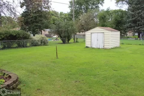 11 Shar Denn Dr, Hampton, IA 50441 photo 5
