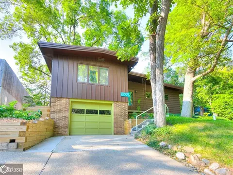 609 Carr Dr, Ames, IA 50010 photo 4
