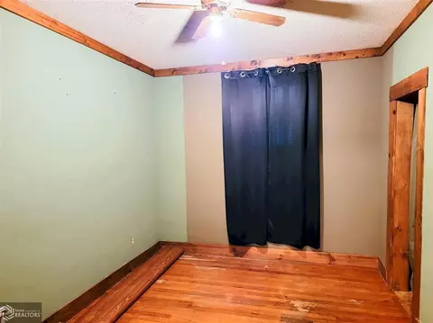 409 W Walnut St, Eldon, IA 52554 photo 13