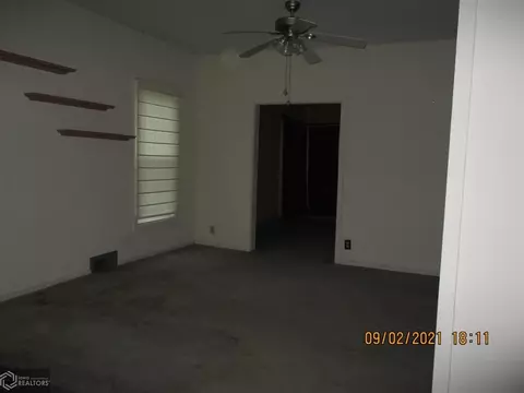 603 W Maple St, Centerville, IA 52544 photo 10