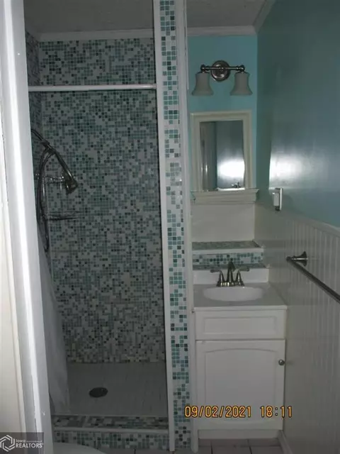 603 W Maple St, Centerville, IA 52544 photo 8