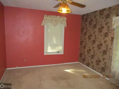 603 W Maple St, Centerville, IA 52544 photo 24