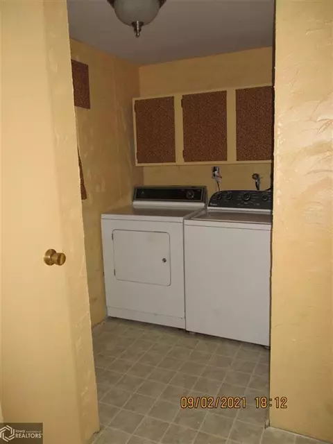 603 W Maple St, Centerville, IA 52544 photo 6