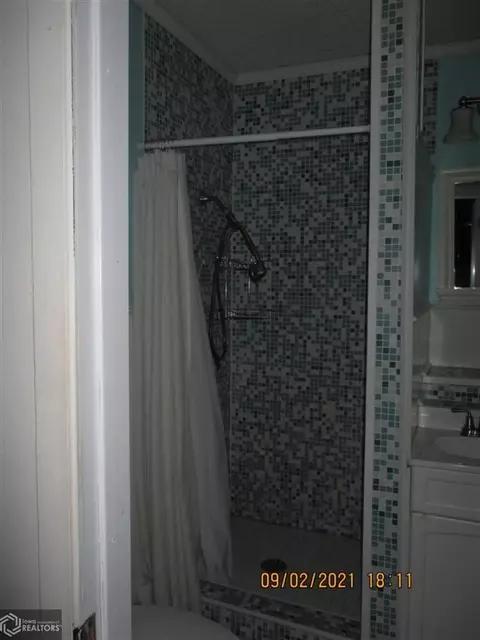603 W Maple St, Centerville, IA 52544 photo 7