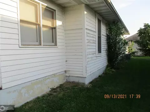 524 E Walsh St, Centerville, IA 52544 photo 18