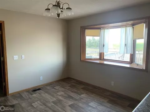24512 Popcorn Rd, Weldon, IA 50264 photo 13
