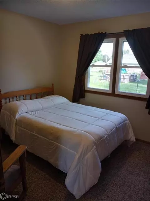 607 E Page St, Creston, IA 50801 photo 11
