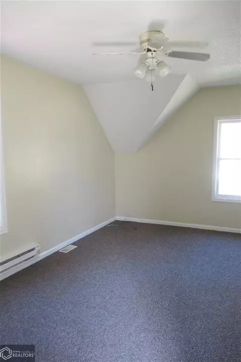 51 S 7th St, Hamilton, IL 62341 photo 18