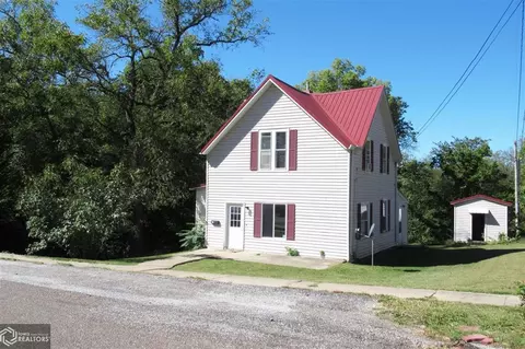 51 S 7th St, Hamilton, IL 62341 photo 2