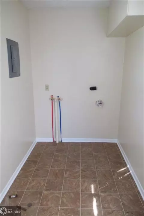 51 S 7th St, Hamilton, IL 62341 photo 13