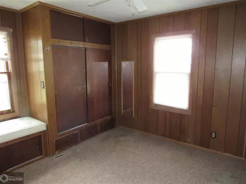1807 30th St, Eldon, IA 52554 photo 7