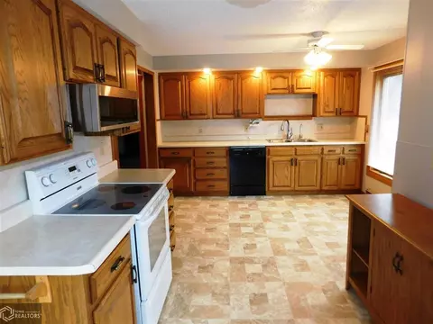 305 Cedar St, Westside, IA 51467 photo 9