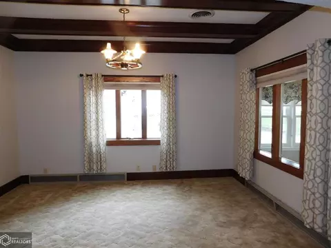 305 Cedar St, Westside, IA 51467 photo 5