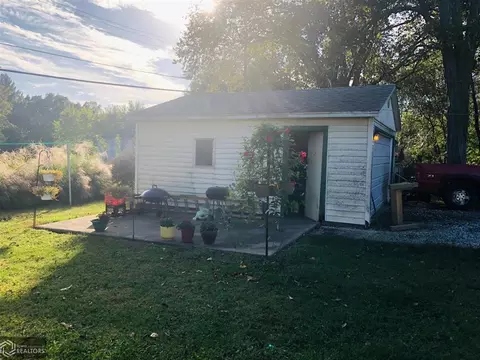 1110 Walnut St, Hamilton, IL 62341 photo 3