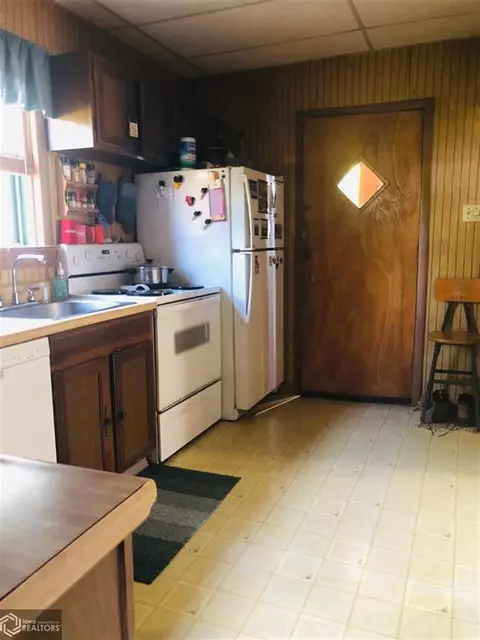 1110 Walnut St, Hamilton, IL 62341 photo 9