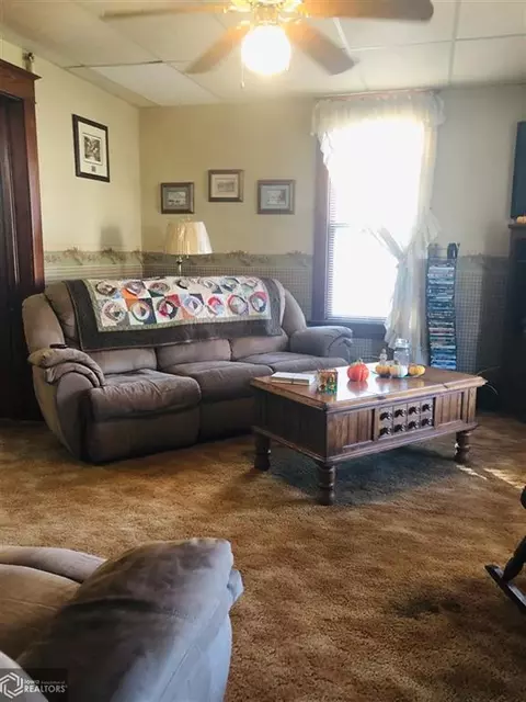 1110 Walnut St, Hamilton, IL 62341 photo 8