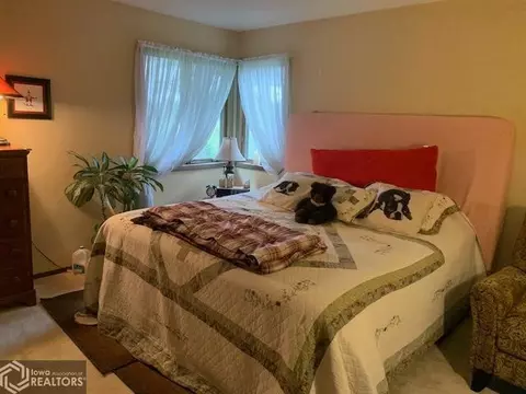 1391 Olive Ave, Hampton, IA 50441 photo 7