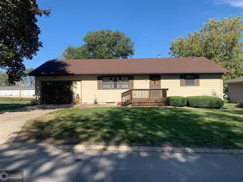 605 E 3rd St, Carroll, IA 51401 photo 1