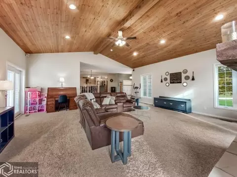 1660 140th St, Hampton, IA 50441 photo 11