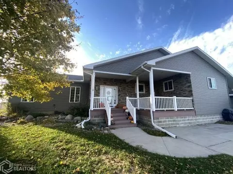 1660 140th St, Hampton, IA 50441 photo 2