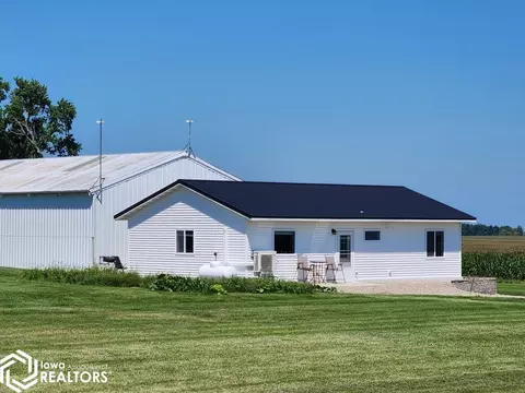 2510 S 32nd St, Clear Lake, IA 50428