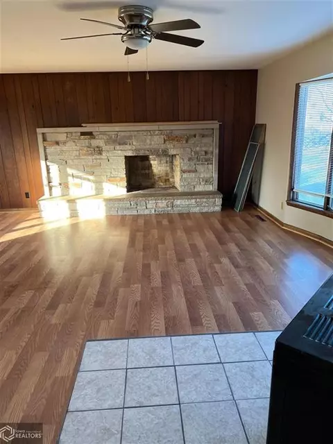 121 E Wall St, Exline, IA 52555 photo 19