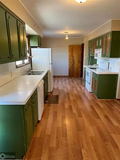 121 E Wall St, Exline, IA 52555 photo 7