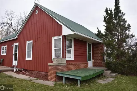 121 E Wall St, Exline, IA 52555 photo 3