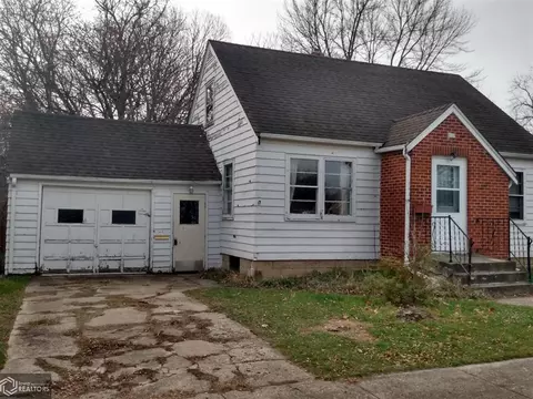 15 5th Ave NE, Hampton, IA 50441 photo 2