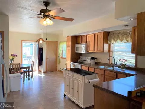 509 Elm St, Centerville, IA 52544 photo 7