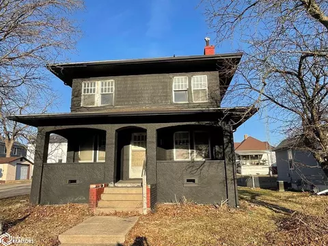 301 S 12th St, Centerville, IA 52544