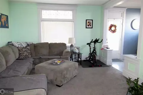50 S 14th St, Hamilton, IL 62341 photo 5