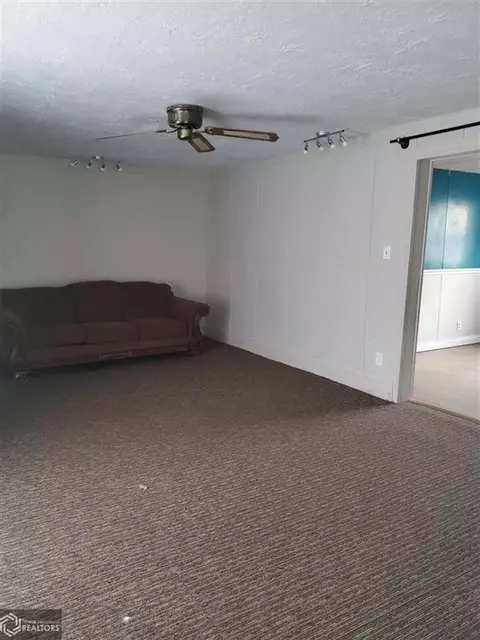 117 Maple St, Murray, IA 50174 photo 4