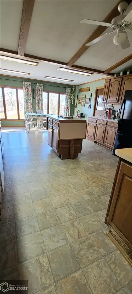 910 N Willow St, Avoca, IA 51521 photo 9